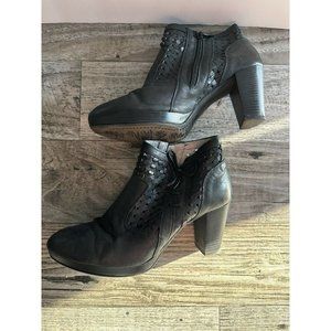 Nero Giardini Leather Ankle Boots Size 8.5/39EU Black Side Zipped 3” Heel